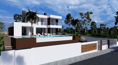 House T3 in Albufeira e Olhos de Água of 300 m²