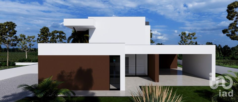 Moradia T3 em Albufeira e Olhos de Água de 300 m²