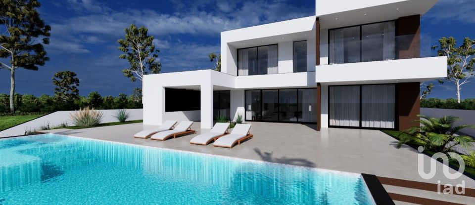 Moradia T3 em Albufeira e Olhos de Água de 300 m²