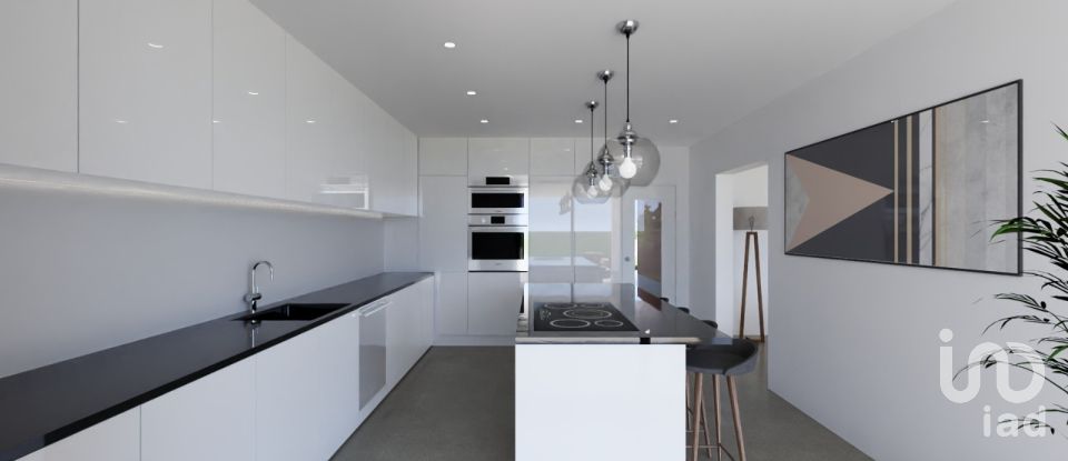 Moradia T3 em Albufeira e Olhos de Água de 300 m²