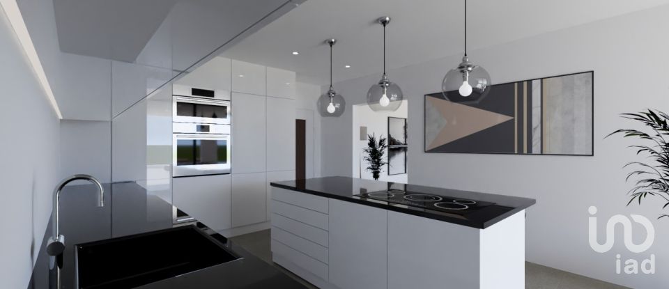 Moradia T3 em Albufeira e Olhos de Água de 300 m²