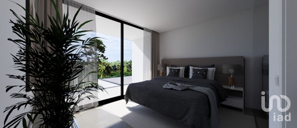 Moradia T3 em Albufeira e Olhos de Água de 300 m²