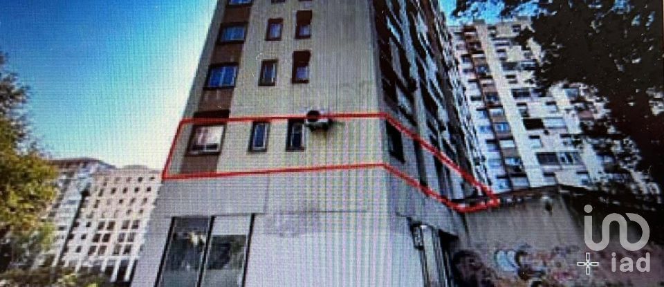 Boutique/Local commercial à Avenidas Novas de 771 m²