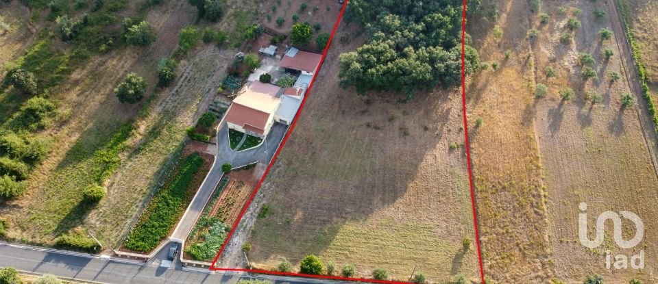 Terreno em Areias e Pias de 7 560 m²