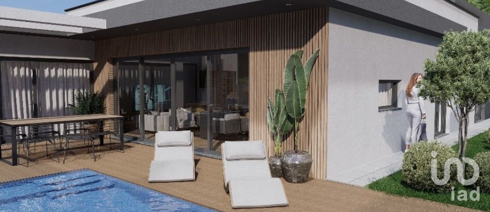 Maison T3 à Fernão Ferro de 148 m²