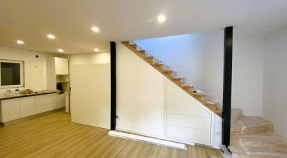 Maison T2 à Alenquer (Santo Estêvão e Triana) de 84 m²