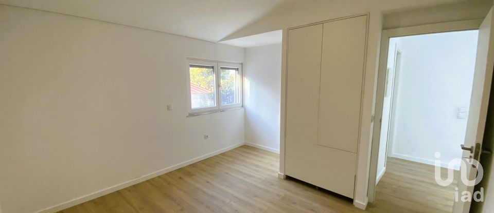 Moradia T2 em Alenquer (Santo Estêvão e Triana) de 84 m²