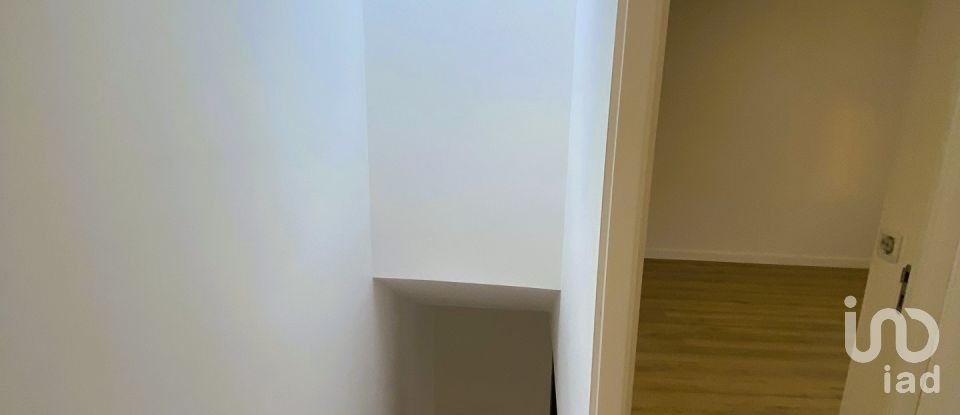 Moradia T2 em Alenquer (Santo Estêvão e Triana) de 84 m²