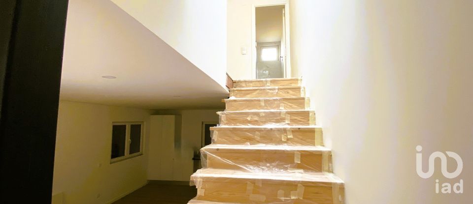 Moradia T2 em Alenquer (Santo Estêvão e Triana) de 84 m²