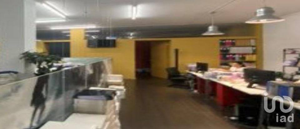 Boutique/Local commercial à Santo Tirso, Couto (Santa Cristina e São Miguel) e Burgães de 173 m²