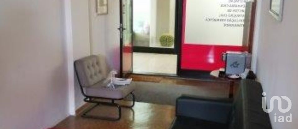 Boutique/Local commercial à Gondomar (São Cosme), Valbom e Jovim de 90 m²