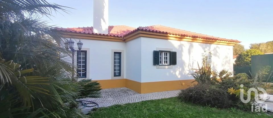 Moradia T3 em Sesimbra (Castelo) de 157 m²
