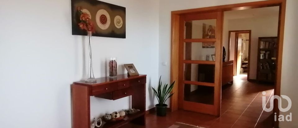 Moradia T3 em Sesimbra (Castelo) de 157 m²