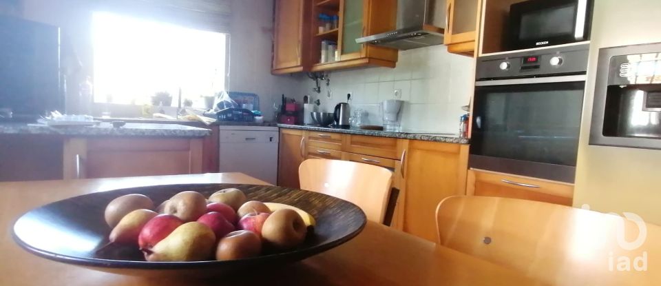 Moradia T3 em Sesimbra (Castelo) de 157 m²