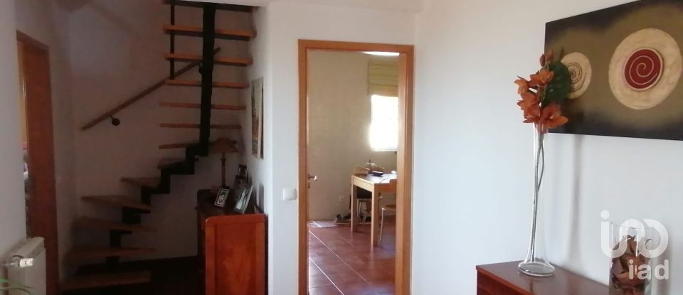 Moradia T3 em Sesimbra (Castelo) de 157 m²