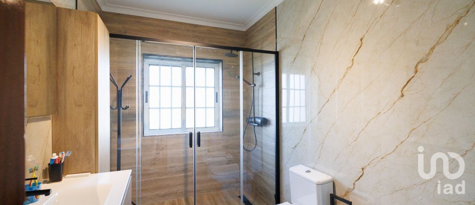 Maison T3 à São Pedro da Torre de 364 m²