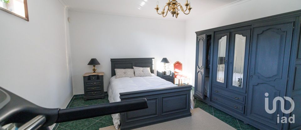 Maison T3 à São Pedro da Torre de 364 m²