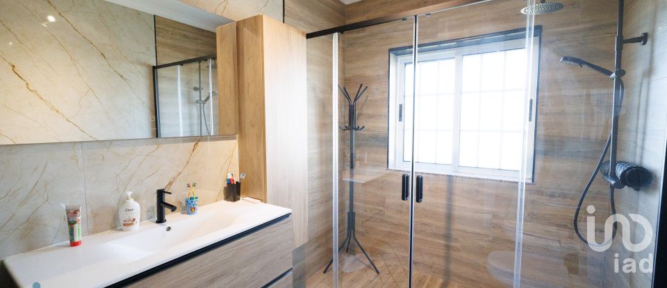 Maison T3 à São Pedro da Torre de 364 m²