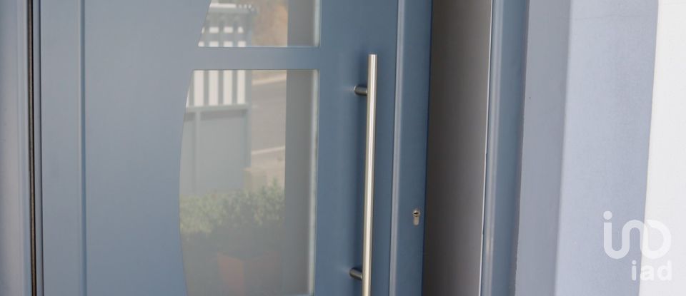 House T3 in Coruche, Fajarda e Erra of 132 m²