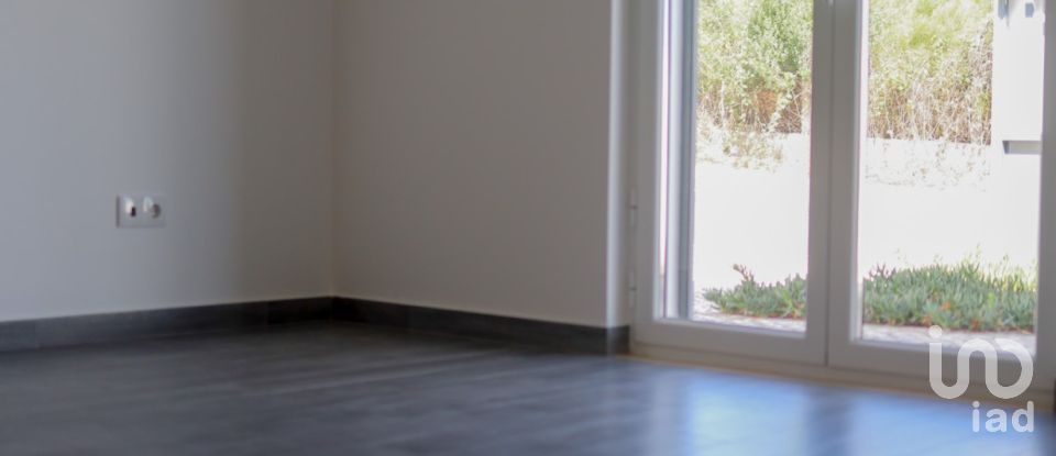 House T3 in Coruche, Fajarda e Erra of 132 m²