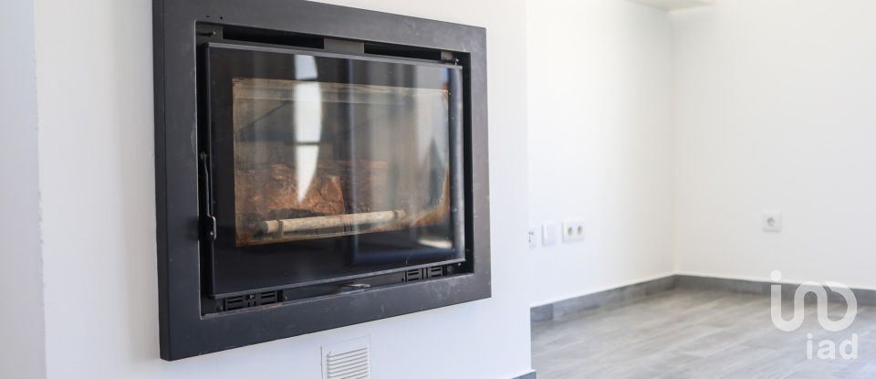 House T3 in Coruche, Fajarda e Erra of 132 m²