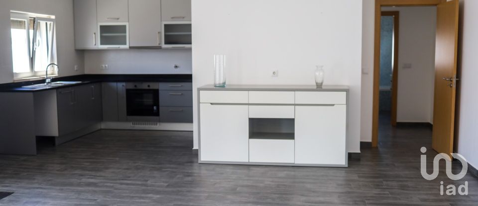 House T3 in Coruche, Fajarda e Erra of 132 m²