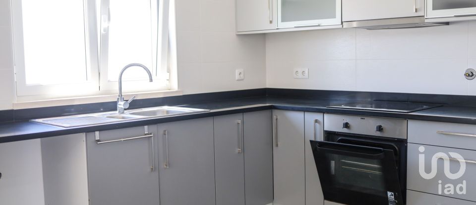 House T3 in Coruche, Fajarda e Erra of 132 m²