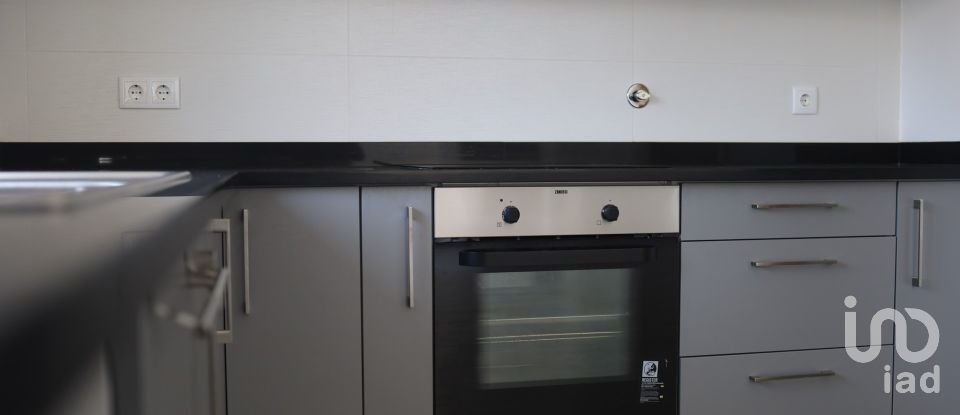 House T3 in Coruche, Fajarda e Erra of 132 m²