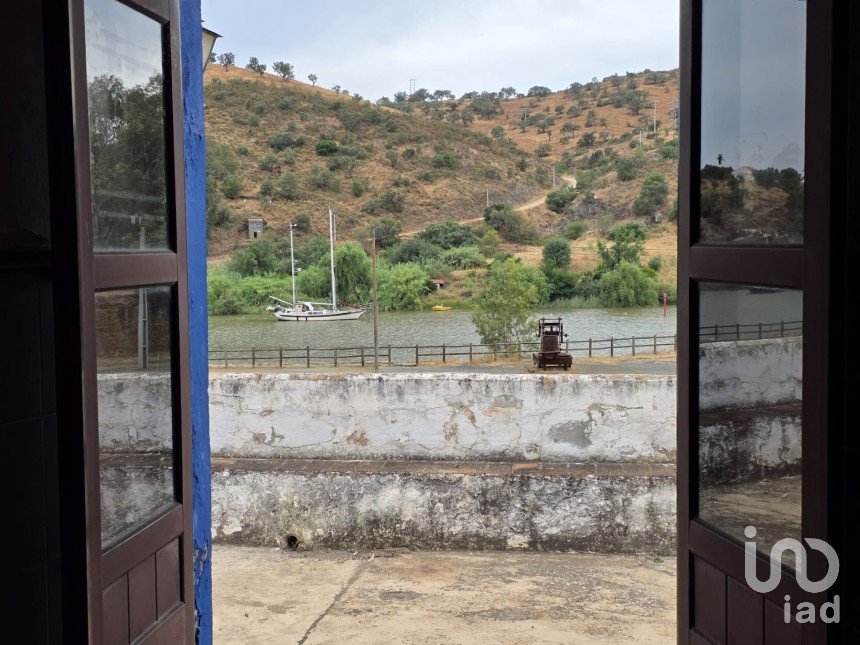 Boutique/Local commercial à Santana de Cambas de 103 m²