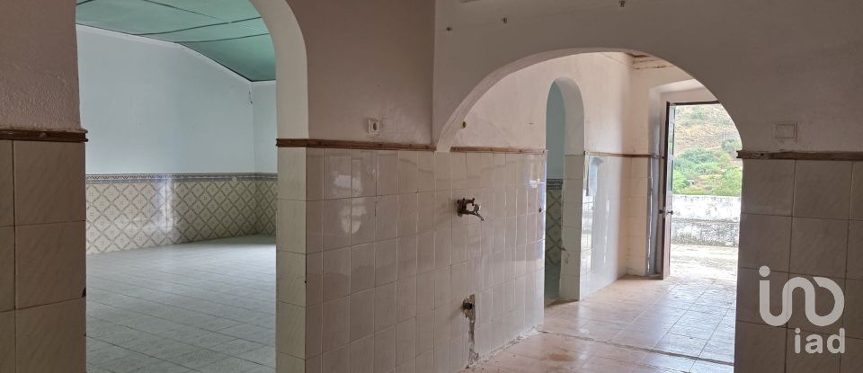 Boutique/Local commercial à Santana de Cambas de 103 m²