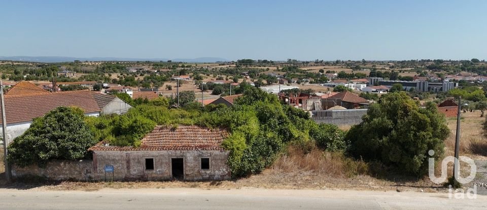 Moradia T3 em Azambujeira e Malaqueijo de 145 m²