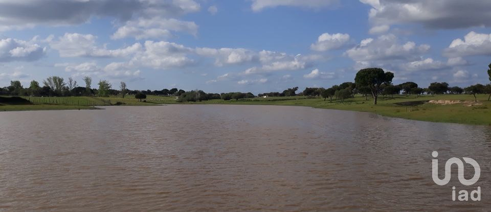 Terreno urbano em Poceirão e Marateca de 869 461 m²