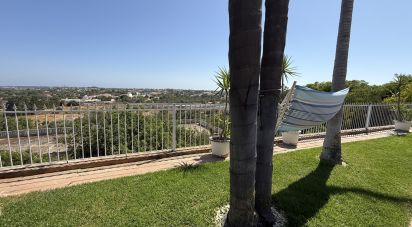 Maison T4 à Almancil de 245 m²