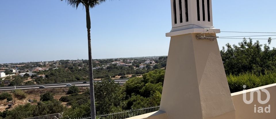 Maison T4 à Almancil de 245 m²