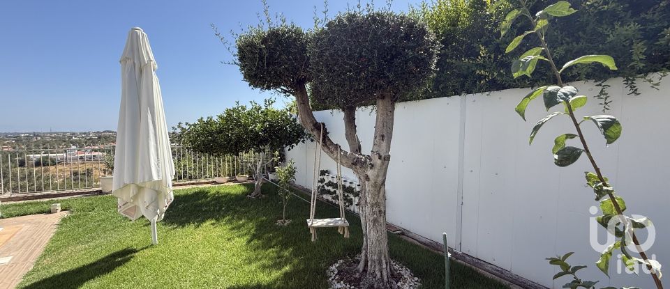 Maison T4 à Almancil de 245 m²