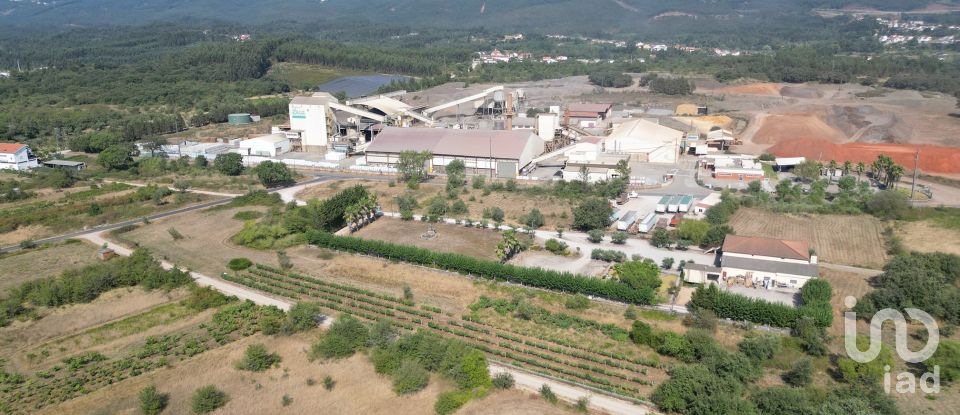 Terreno rústico em Cumeeira de 2 438 m²