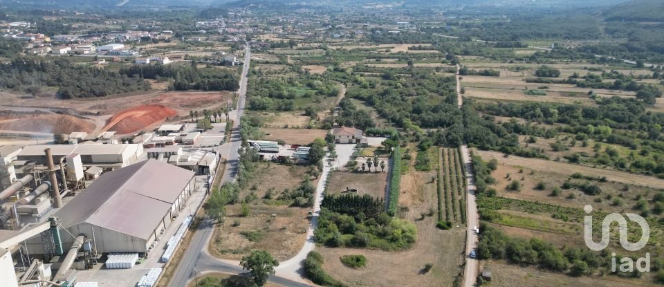 Terreno rústico em Cumeeira de 2 438 m²