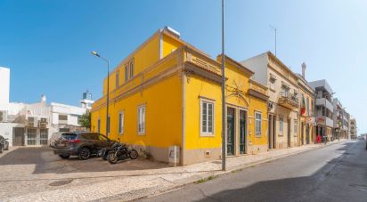 Maison T3 à Faro (Sé e São Pedro) de 129 m²