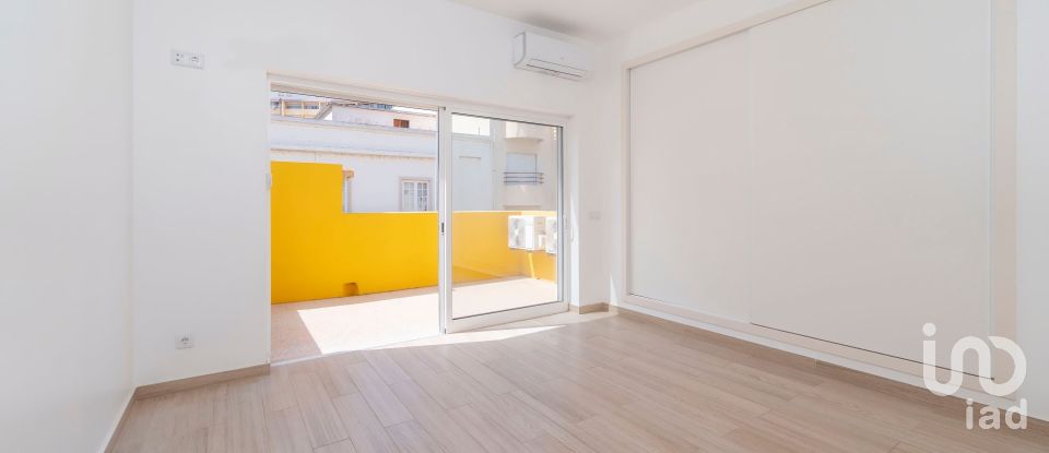 Maison T3 à Faro (Sé e São Pedro) de 129 m²