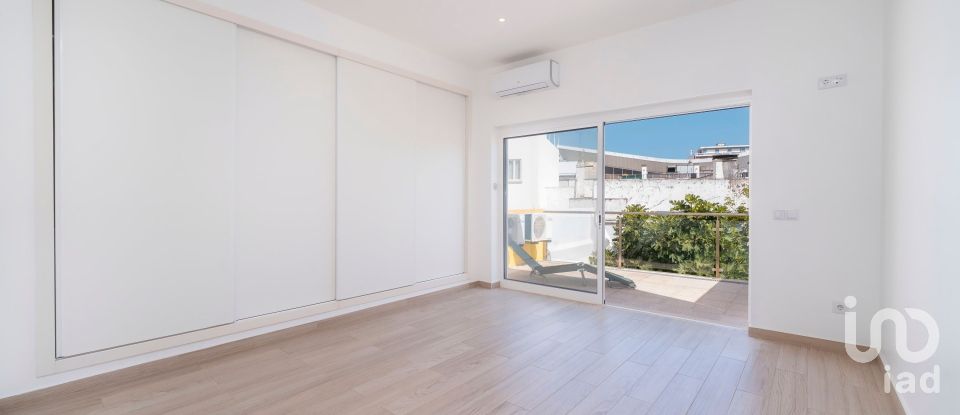 Maison T3 à Faro (Sé e São Pedro) de 129 m²