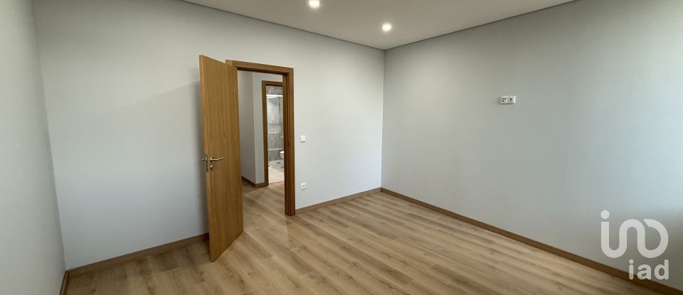 Appartement T3 à Poiares e Canelas de 140 m²