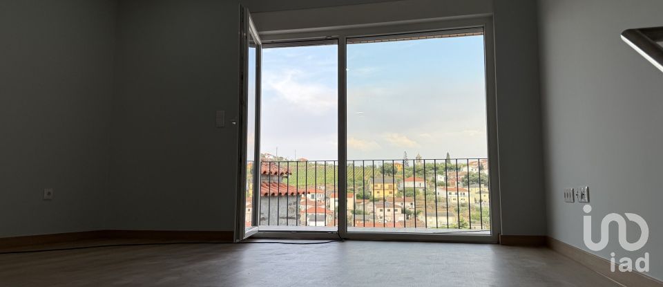 Appartement T3 à Poiares e Canelas de 140 m²