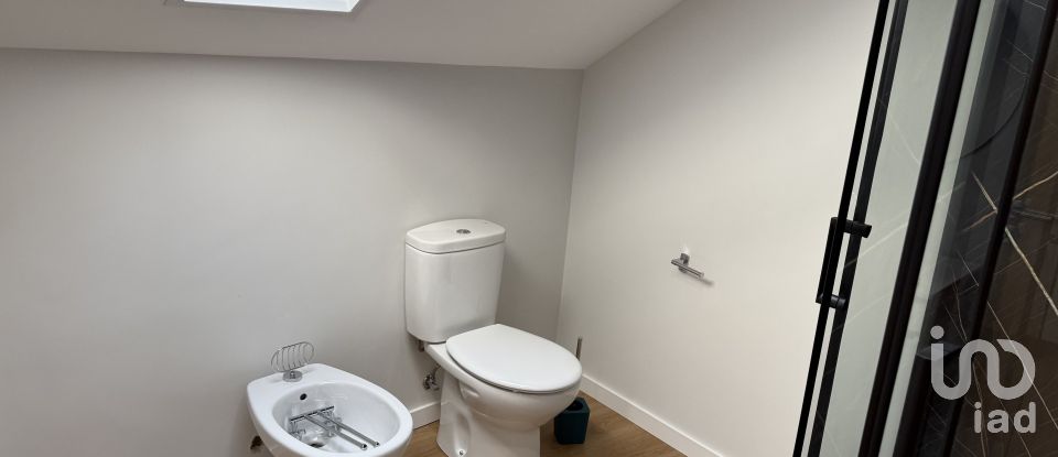 Apartamento T2 em Poiares e Canelas de 130 m²