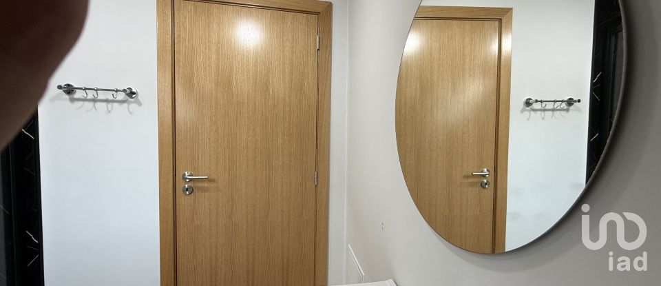 Apartamento T2 em Poiares e Canelas de 130 m²