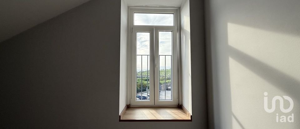 Apartamento T2 em Poiares e Canelas de 130 m²