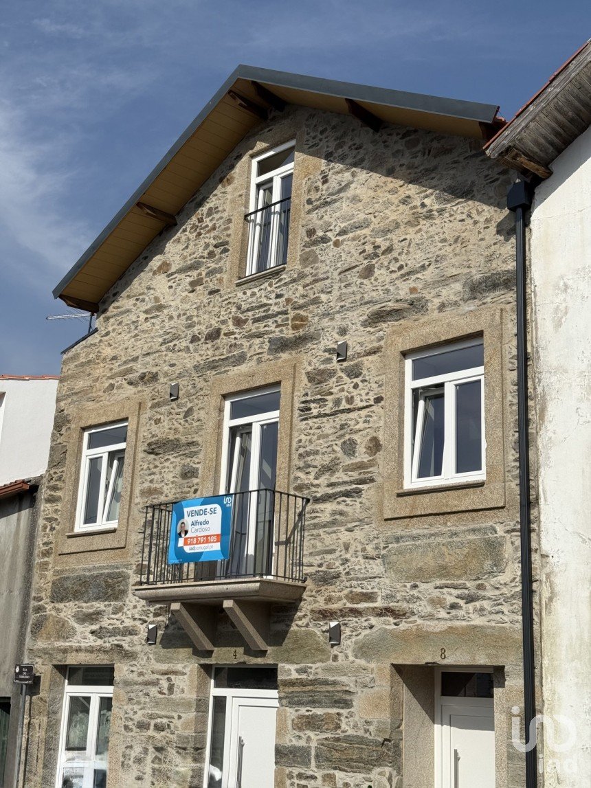 Apartamento T1 em Poiares e Canelas de 60 m²