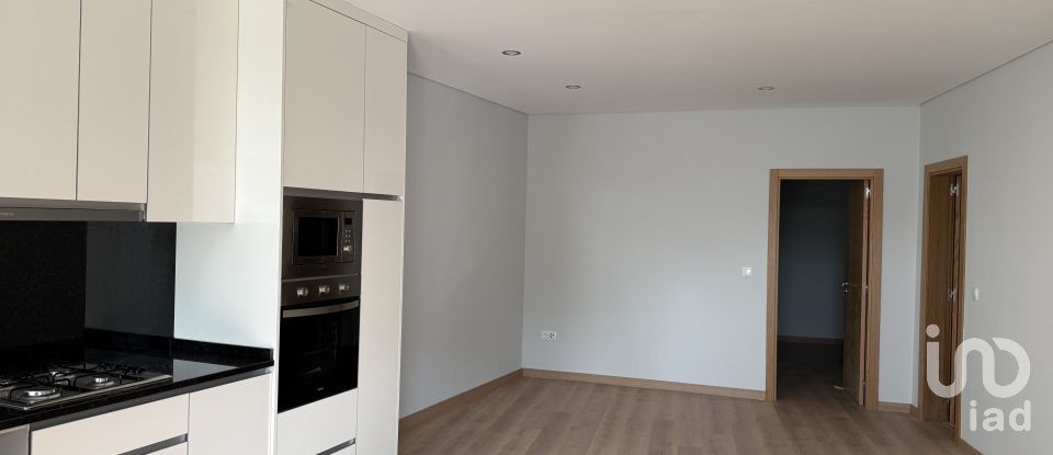 Apartamento T1 em Poiares e Canelas de 60 m²
