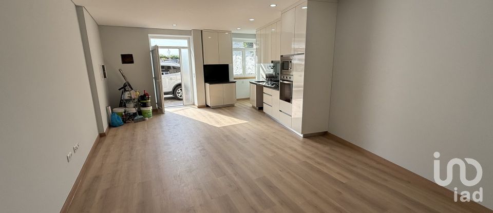 Apartamento T1 em Poiares e Canelas de 60 m²