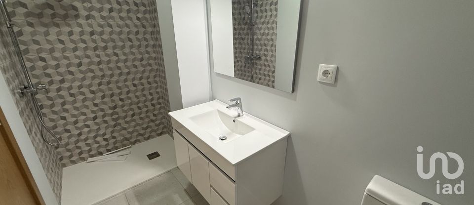 Apartamento T1 em Poiares e Canelas de 60 m²