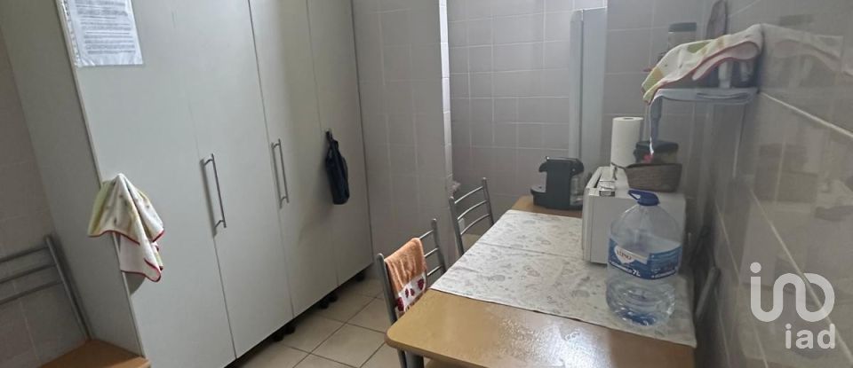 Pavillon T0 à Lordelo de 576 m²